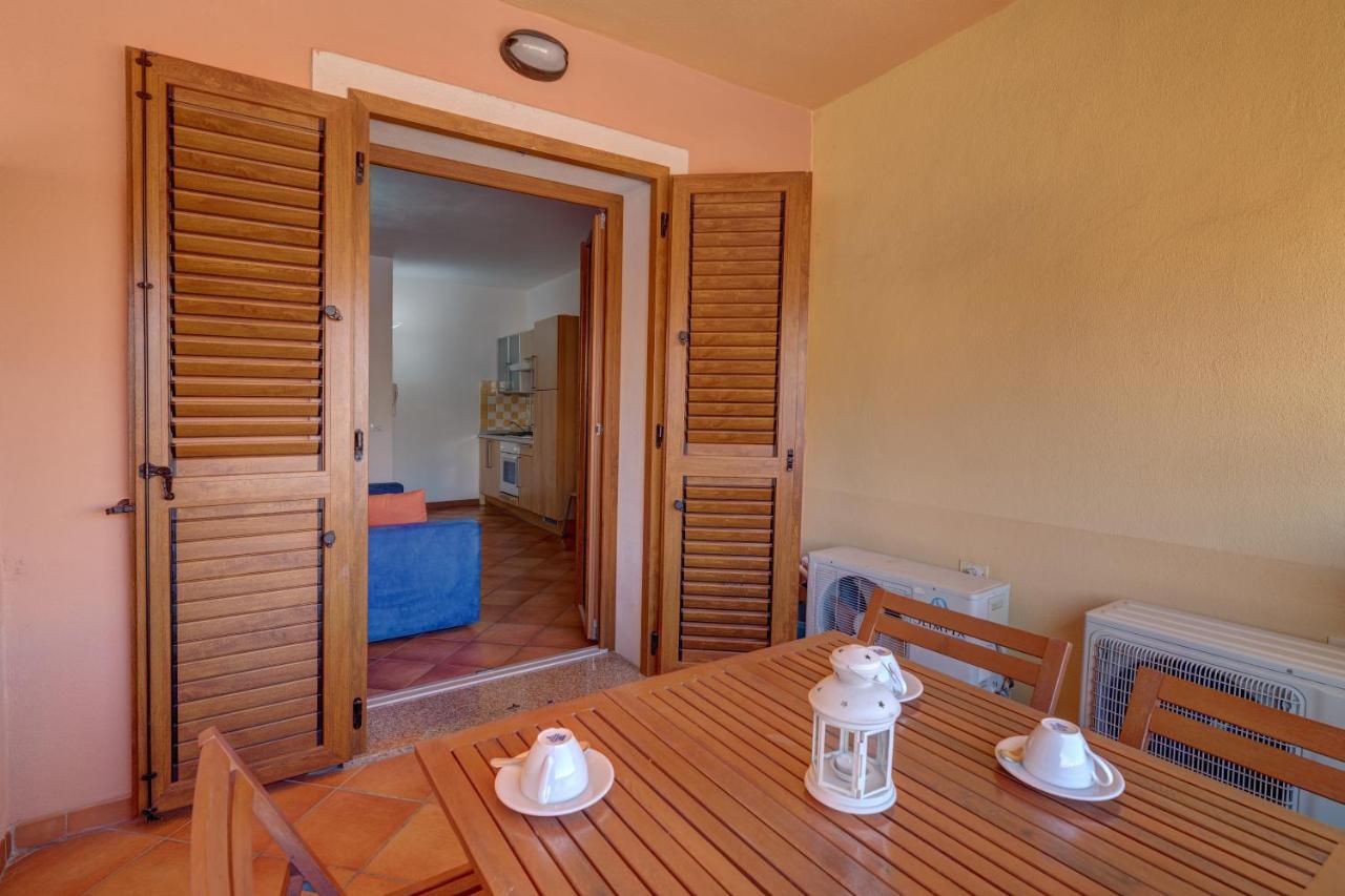 Cristal Blu Aparthotel Santa Teresa Gallura Kültér fotó