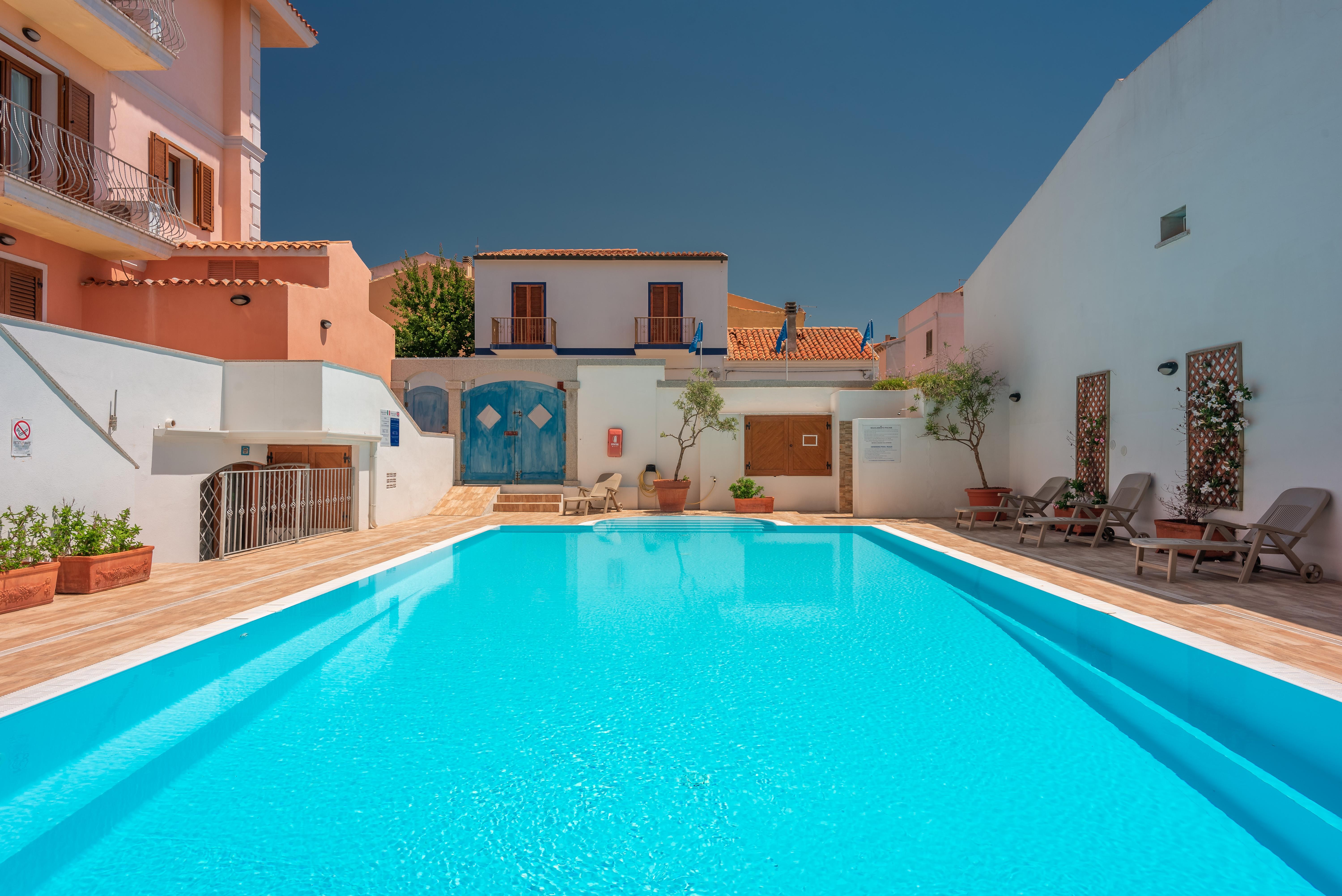 Cristal Blu Aparthotel Santa Teresa Gallura Kültér fotó