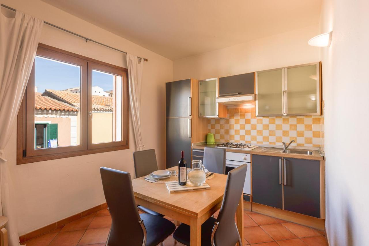 Cristal Blu Aparthotel Santa Teresa Gallura Kültér fotó