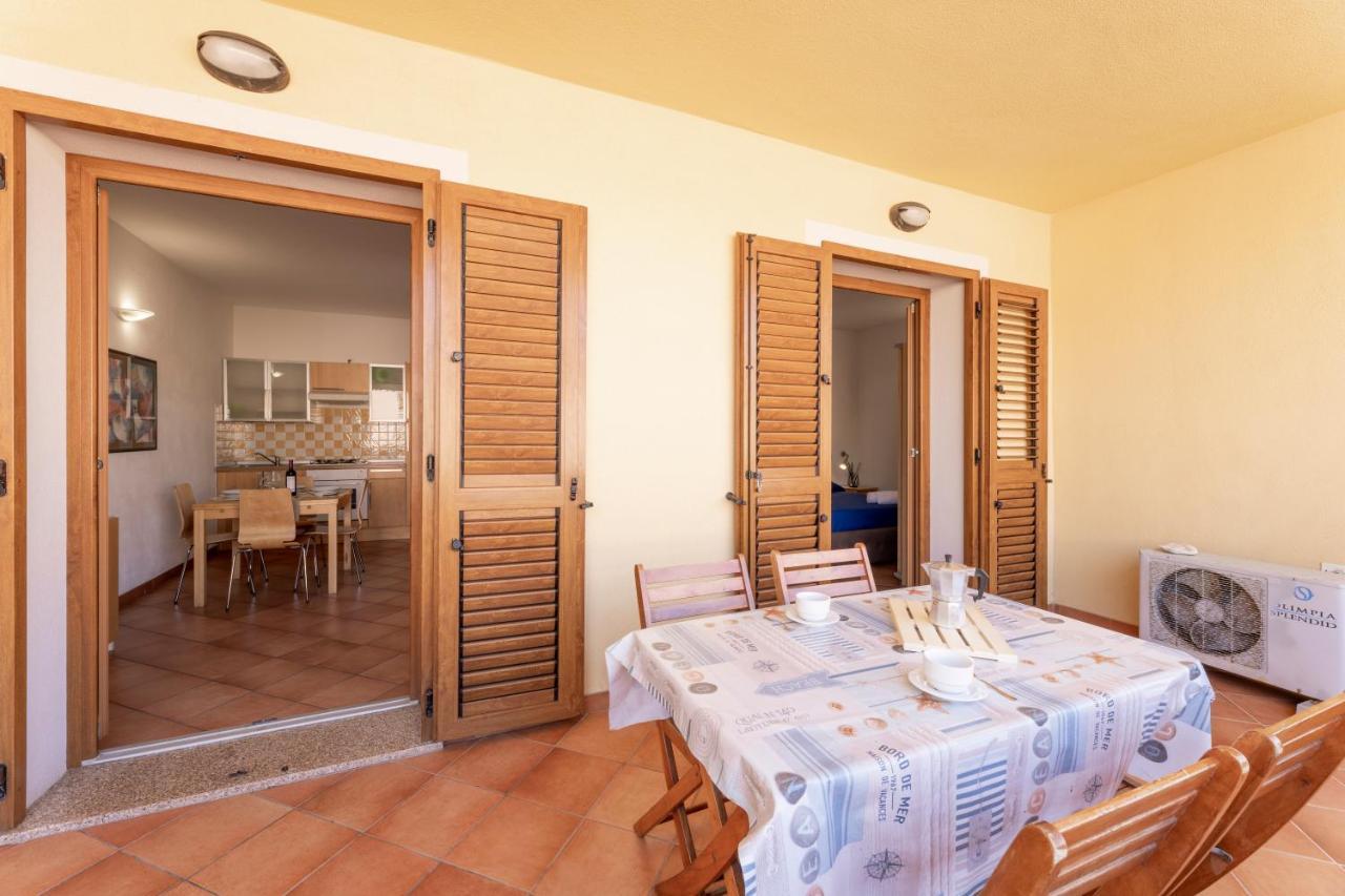 Cristal Blu Aparthotel Santa Teresa Gallura Kültér fotó